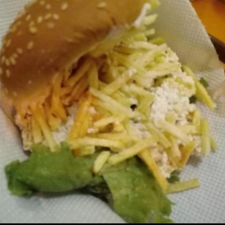 photo of Pacchamama Sin pollo shared by @juancitovegan on  07 Apr 2022 - review