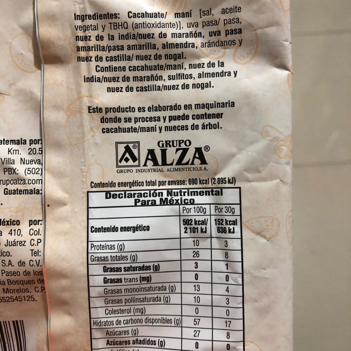 photo of Cashita’s Mix De Nueces, Pasas Y Arándanos shared by @nashespinoza on  02 Dec 2021 - review
