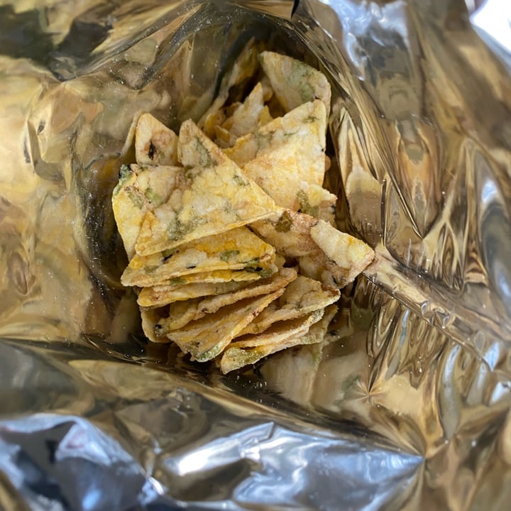 photo of Emily Veg Thins Vegan Sour Cream And Onion shared by @beccabrierley on  08 Jan 2022 - review