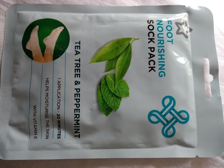 photo of Superdrug Store plc Foot nourishing sock pack shared by @stanleycat on  28 Mar 2020 - review
