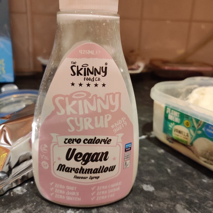 photo of The Skinny Food Co Skinny Syrup Zero Calorie Vegan Marshmallow Flavour Syrup shared by @nenehjbee on  24 Mar 2021 - review