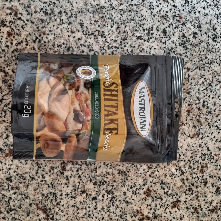 review photo of Cogumelos secos - Mastroiani Funghi (Shitake) Secci shared by @ritadelima on 10 Sep 2022 - review