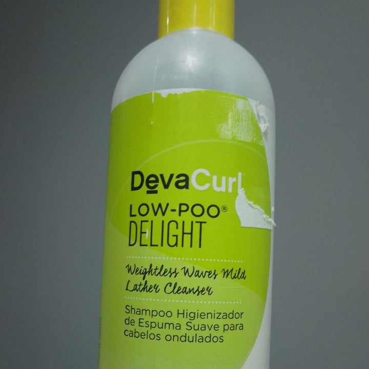 review photo of DevaCurl Low poo shared by @cllaudiagoncalves on 03 May 2022 - review