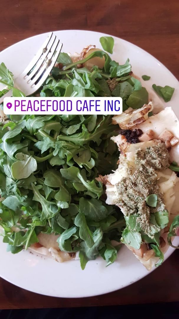 photo of Peacefood Roasted potatoes pizza shared by @mollyfdg on  12 Jun 2019 - review