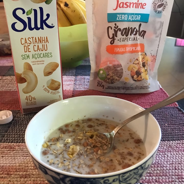review photo of granola jasmine Granola Jasmine Frutas Tropicais shared by @isismaria on 19 Jun 2022 - review