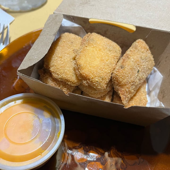 photo of Brote nuggets de Tofu shared by @magicvegan on  30 Jul 2022 - review