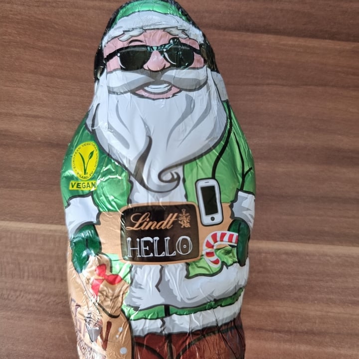 photo of Lindt Hello Santa Claus Chocolate shared by @veganislav on  15 Dec 2021 - review