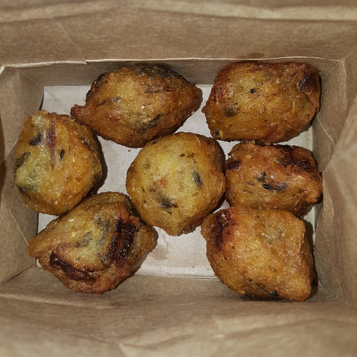 review photo of Vegan-se Bolinho de Jacalhau + Maionese Artesanal shared by @isabelcb on 20 Jan 2022 - review