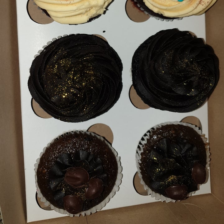 photo of Jays Java & Juice coffee cupcakes shared by @gloomyvegan on  16 May 2021 - review