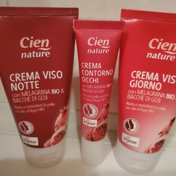 photo of Cien Crema viso shared by @ely77 on  21 Jun 2022 - review
