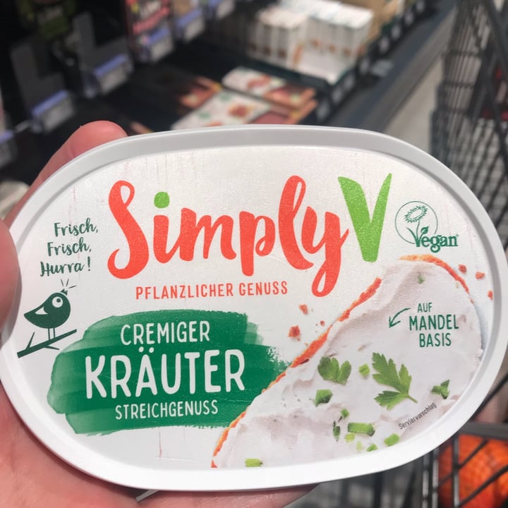 review photo of Simply V Cremiger Kräuter Streichgenuss shared by @ccardozo on 02 May 2022 - review