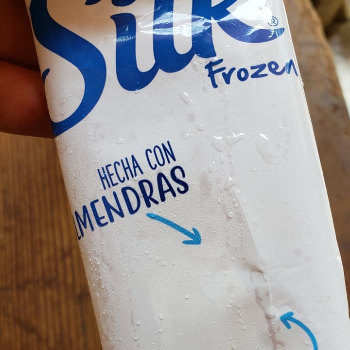 photo of Silk Frozen Paletas 4 Piezas shared by @gustavoslaf on  22 Jun 2020 - review