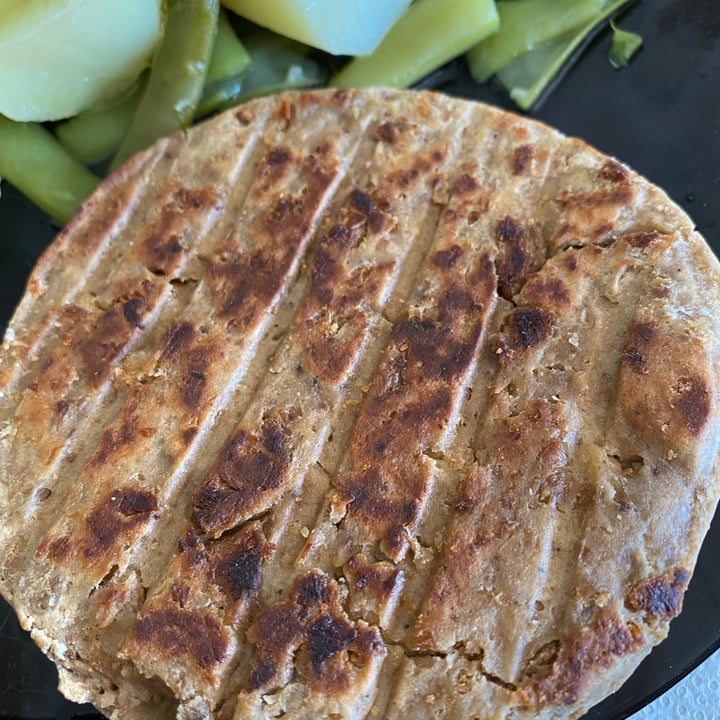 photo of Fry's Family Food Spiced Burgers shared by @annavillanueva300590 on  05 May 2021 - review