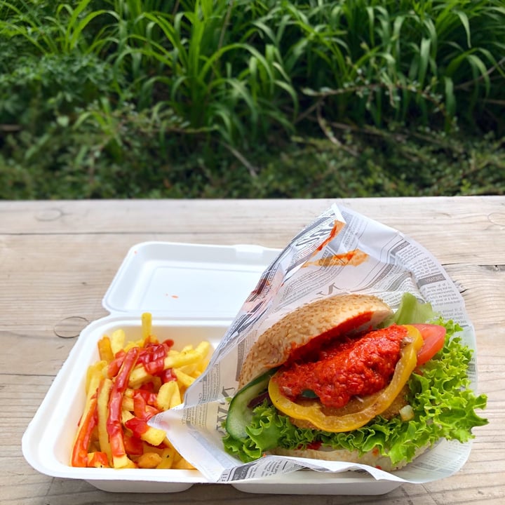 photo of The Balkan Kitchen Vegan Burger shared by @franzepam on  14 May 2022 - review