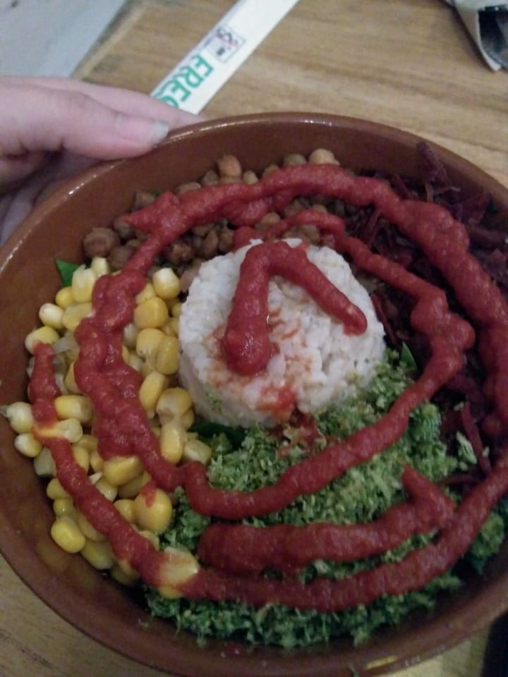 review photo of Estilo Veggie Bowl rompe coco shared by @belbel on 09 Aug 2019 - review