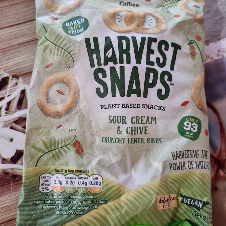 photo of Calbee Harvest snaps sour cream and chive crunchy lentil rings shared by @francy82 on  20 Feb 2022 - review