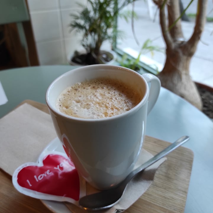 photo of YEMAYA VIGO Café con bebida de almendras shared by @saruchi on  09 Feb 2022 - review