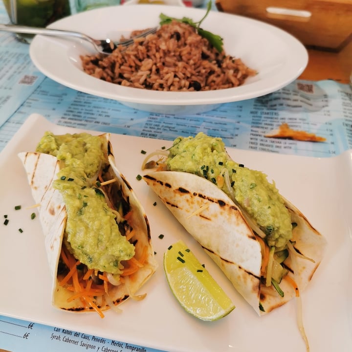 photo of Habana 1956 Tacos De Verduras shared by @melissaaserna on  29 Aug 2020 - review