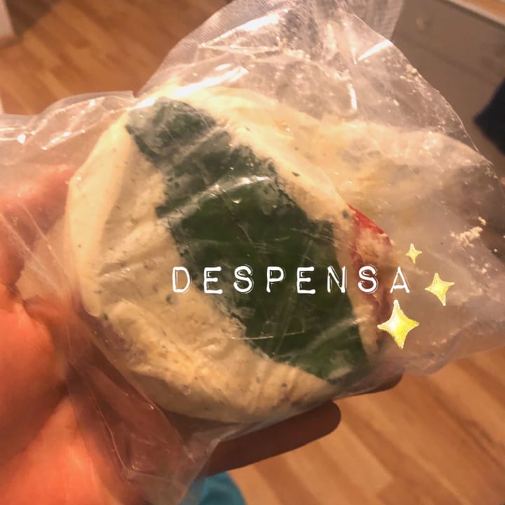 photo of Manje Queso Vegano tipo Botanero shared by @sunshinenz on  22 May 2021 - review
