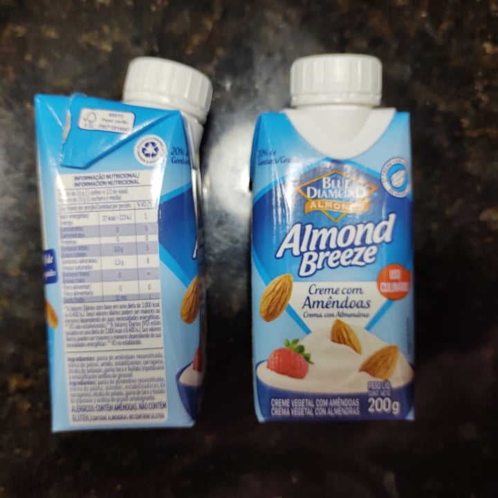 photo of Blue Diamond Almond Breeze Creme com Amêndoas shared by @lauroml on  08 May 2022 - review