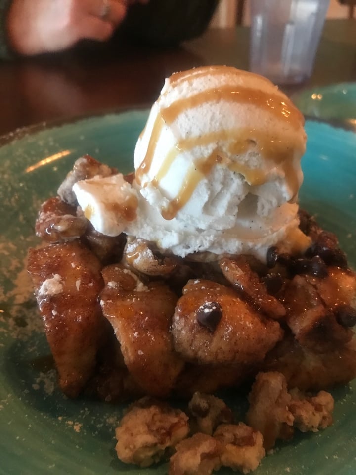 photo of Krimsey's Cajun Kitchen Apple Strudel and Ice Cream shared by @gwenna on  01 Jan 2020 - review