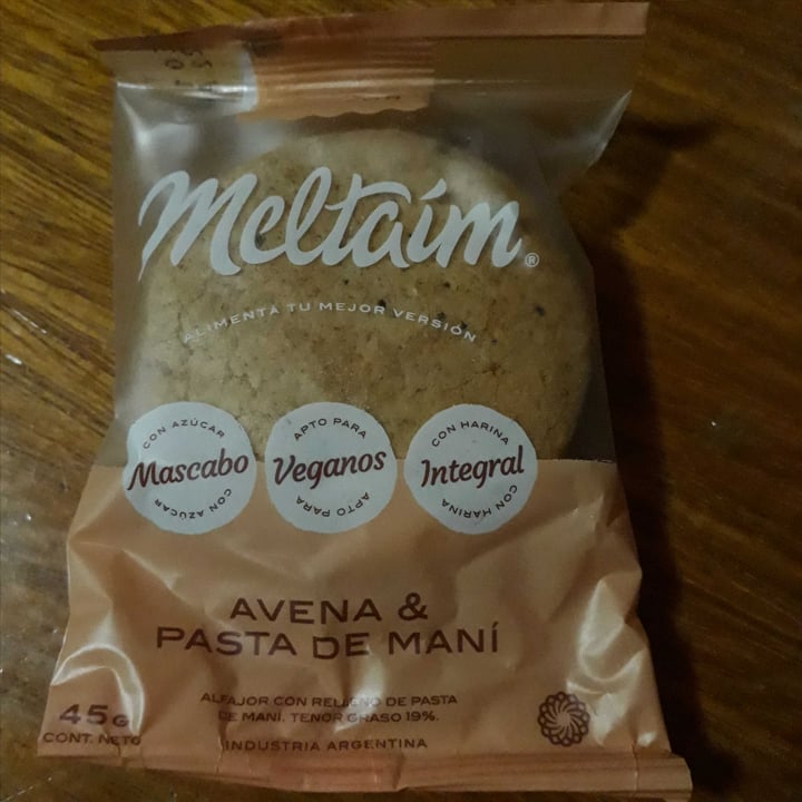 photo of Meltaím Alfajor De Avena Y Pasta De Maní shared by @aylu1 on  18 May 2021 - review