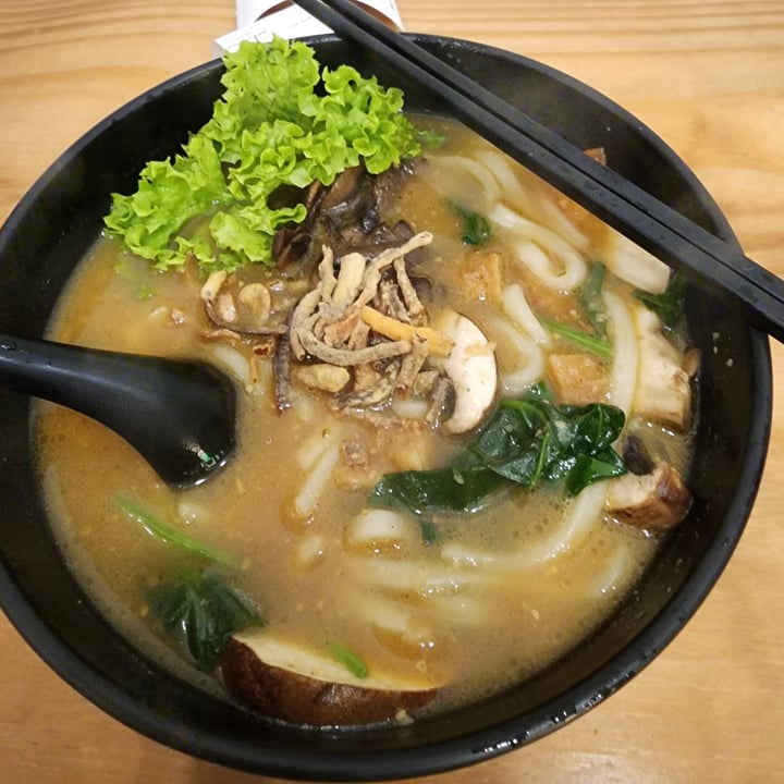 photo of nomVnom Xpress Shacha Lion Mane Mushroom Udon shared by @ybgfry on  01 Nov 2022 - review