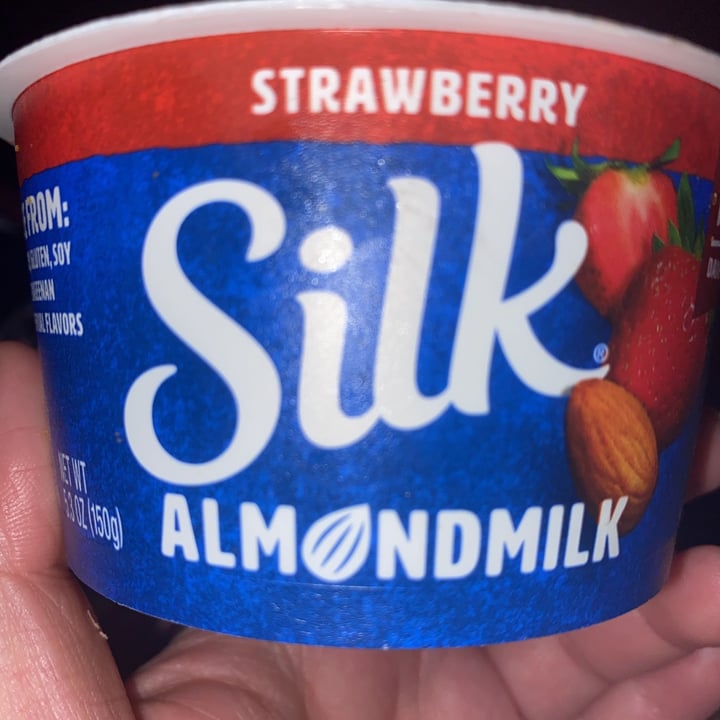review photo of Silk Silk Yogurt shared by @angelanicolexo on 01 Mar 2021 - review