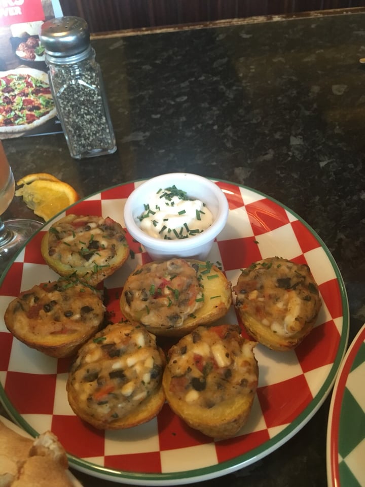 review photo of Frankie & Benny's Vegan loaded skins shared by @dannymals on 24 May 2019 - review