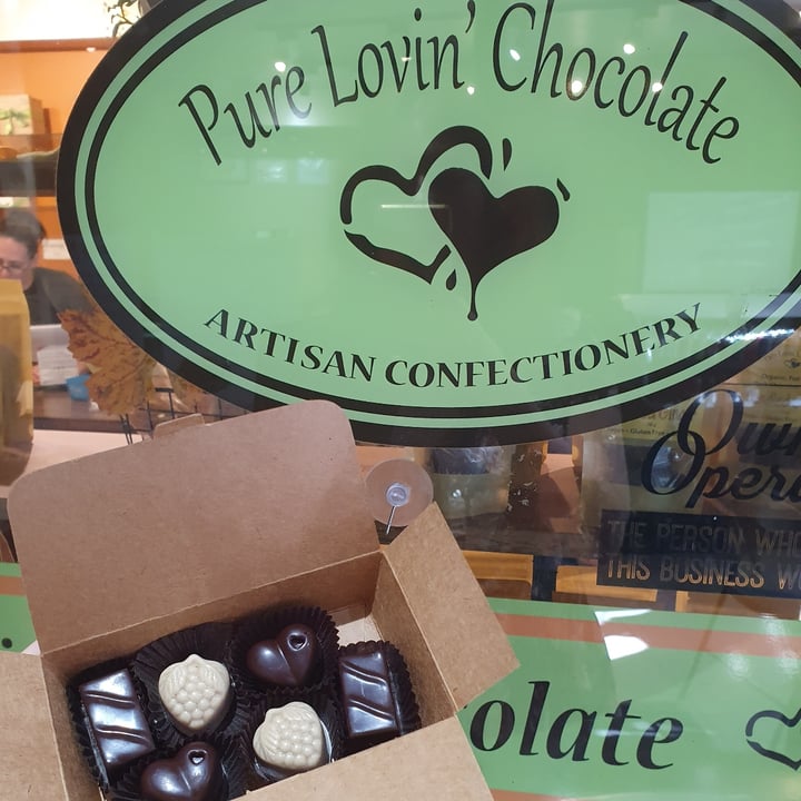 photo of Pure Lovin' Chocolate 6 PC Chocolate Gift Box shared by @anistavrou on  14 Oct 2022 - review