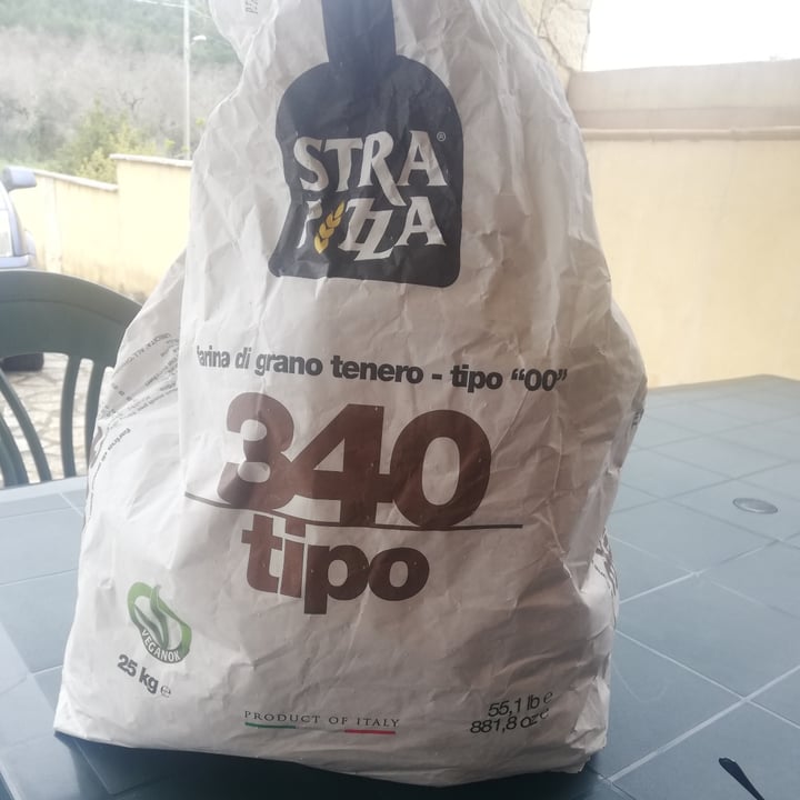 photo of Stra pizza Farina di grano tenero shared by @lorena0 on  18 Apr 2022 - review
