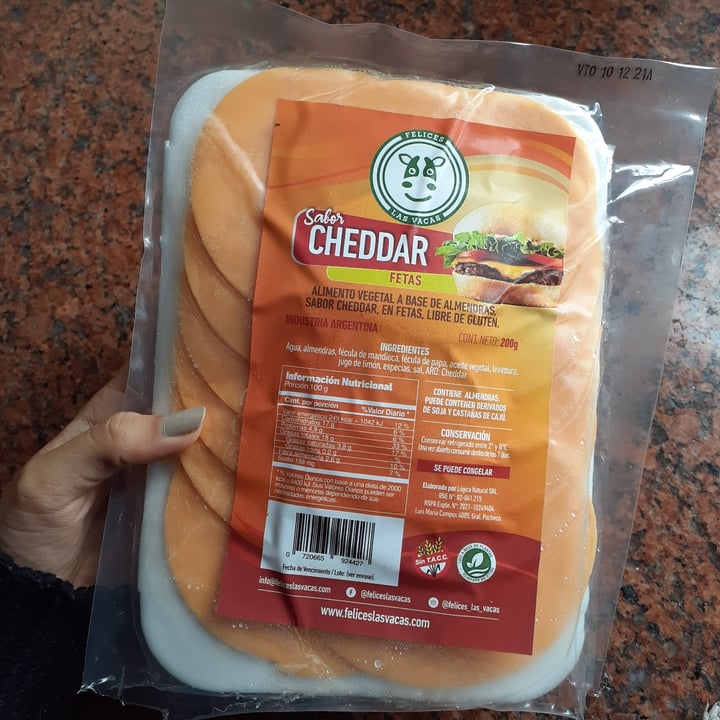 review photo of Felices Las Vacas Queso Cheddar en Fetas shared by @yaniferz on 12 Oct 2021 - review