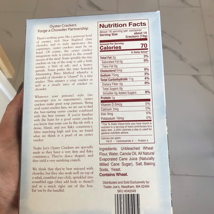 Trader Joe's Soup & Oyster Crackers Review abillion