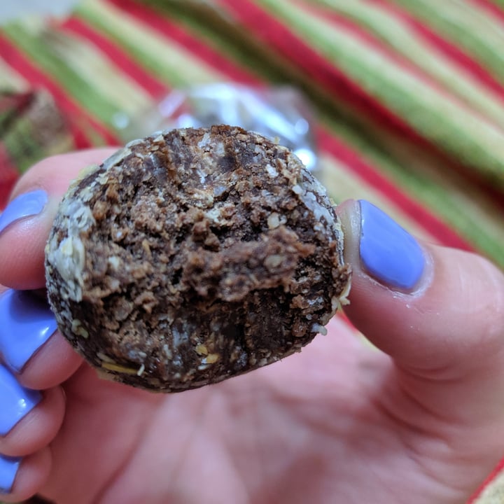 review photo of Samsara Felices Sin Perdices Trufas De Coco Y Chocolate shared by @valcocucci on 04 Jan 2021 - review