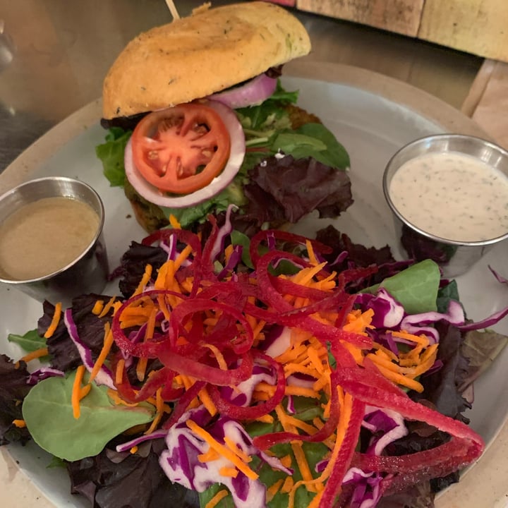 review photo of Pomegranate Cafe Green Goddess Burger shared by @veganengineer on 07 Aug 2022 - review