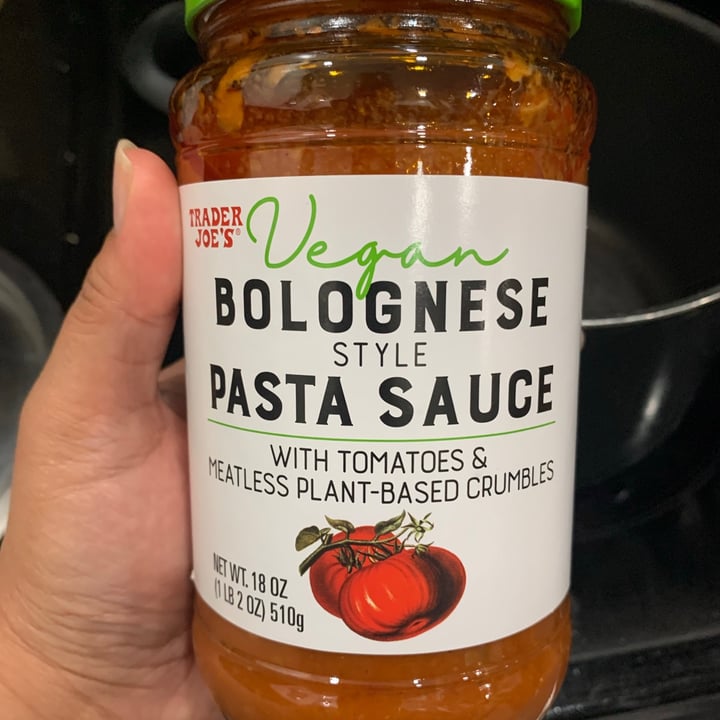 photo of Trader Joe's Vegan bolognese style pasta sauce shared by @raachoh on  24 Aug 2021 - review