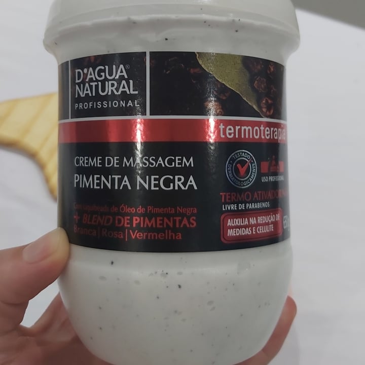 photo of D agua  natural profissional Argila Rosa shared by @sofiapio on  09 May 2022 - review