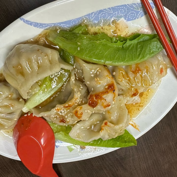 photo of Yi Xin Vegetarian Steamed dumplings shared by @aneeshh on  10 Oct 2022 - review