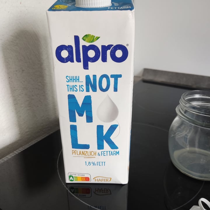review photo of Alpro Shhh...This isn't milk 1,8% shared by @smock on 26 Jun 2022 - review