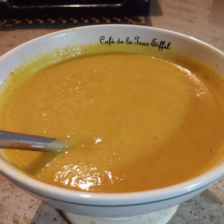 photo of Whole Foods Market Pumpkin Curry Soup shared by @mynameislisa on  24 Dec 2020 - review