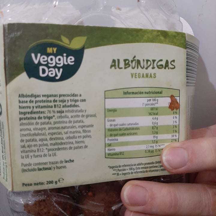 photo of My veggie day Albóndigas veganas shared by @thebosc on  10 Oct 2021 - review