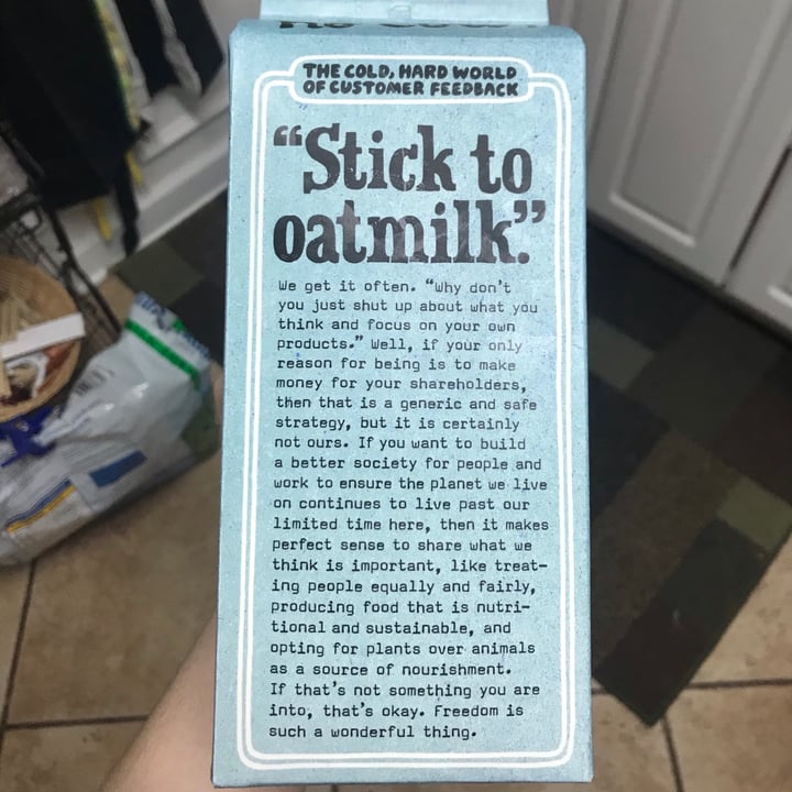 photo of Oatly Oat Drink shared by @zanderzuku on  09 Mar 2021 - review