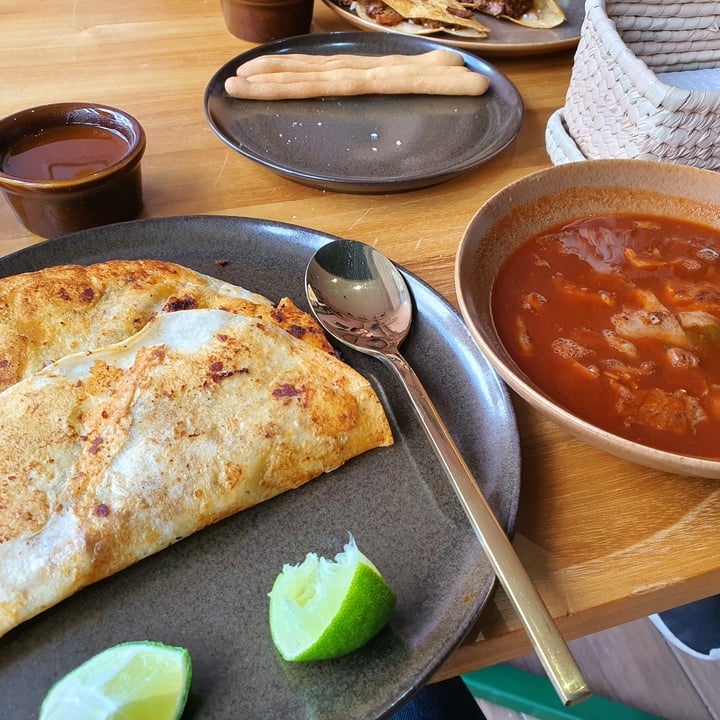 review photo of Pali Pali Santa Fé Quesabirrias shared by @iztapavegans on 01 Aug 2022 - review
