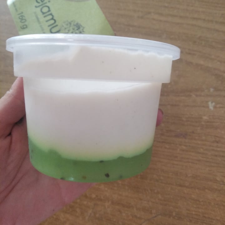 review photo of Dejamu Yogurt griego shared by @lauparra on 17 Sep 2021 - review