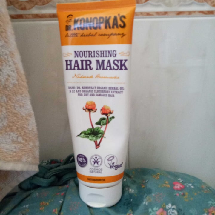 review photo of Dr. Konopka's Dr. Konopka's Nourishing Hair Mask shared by @merimelenas on 17 May 2020 - review