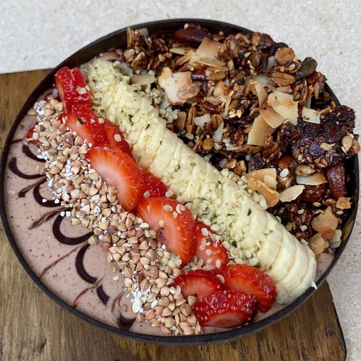 photo of Harvest Cafe Cocao Dreams Smoothie Bowl shared by @ctveganreviews on  03 Feb 2022 - review