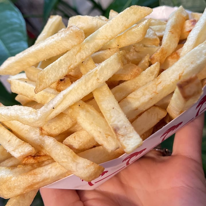 photo of In-N-Out Burger French Fries shared by @iseekplants on  09 Oct 2021 - review