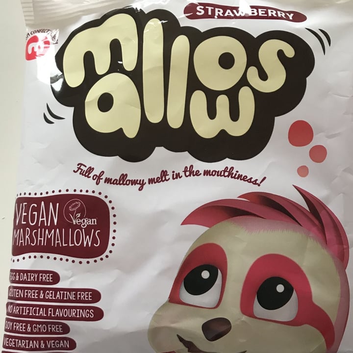 review photo of Mallows vegan strawberry marshmallows shared by @sarar90 on 15 Nov 2022 - review