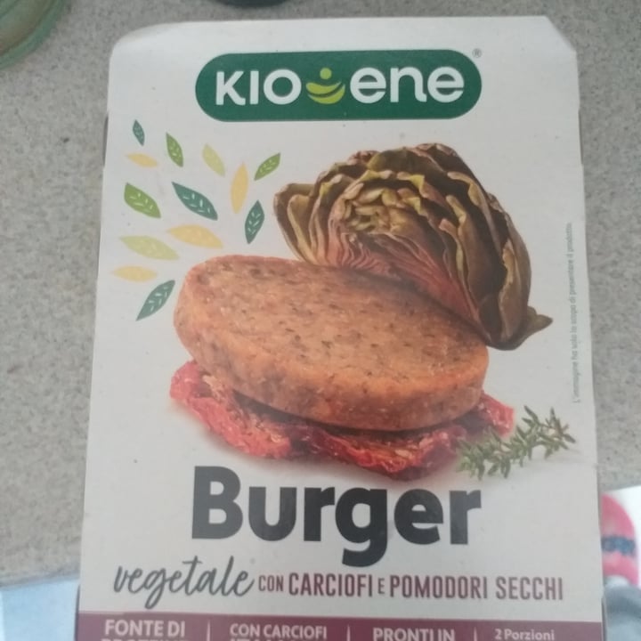 photo of Kioene Burger ai carciofi e pomodori secchi shared by @1122334455667889900 on  05 Apr 2021 - review