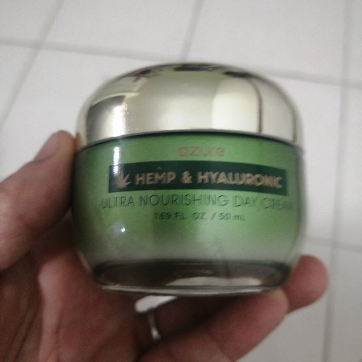 review photo of Azure Crema De Día shared by @fany1705 on 01 Oct 2021 - review